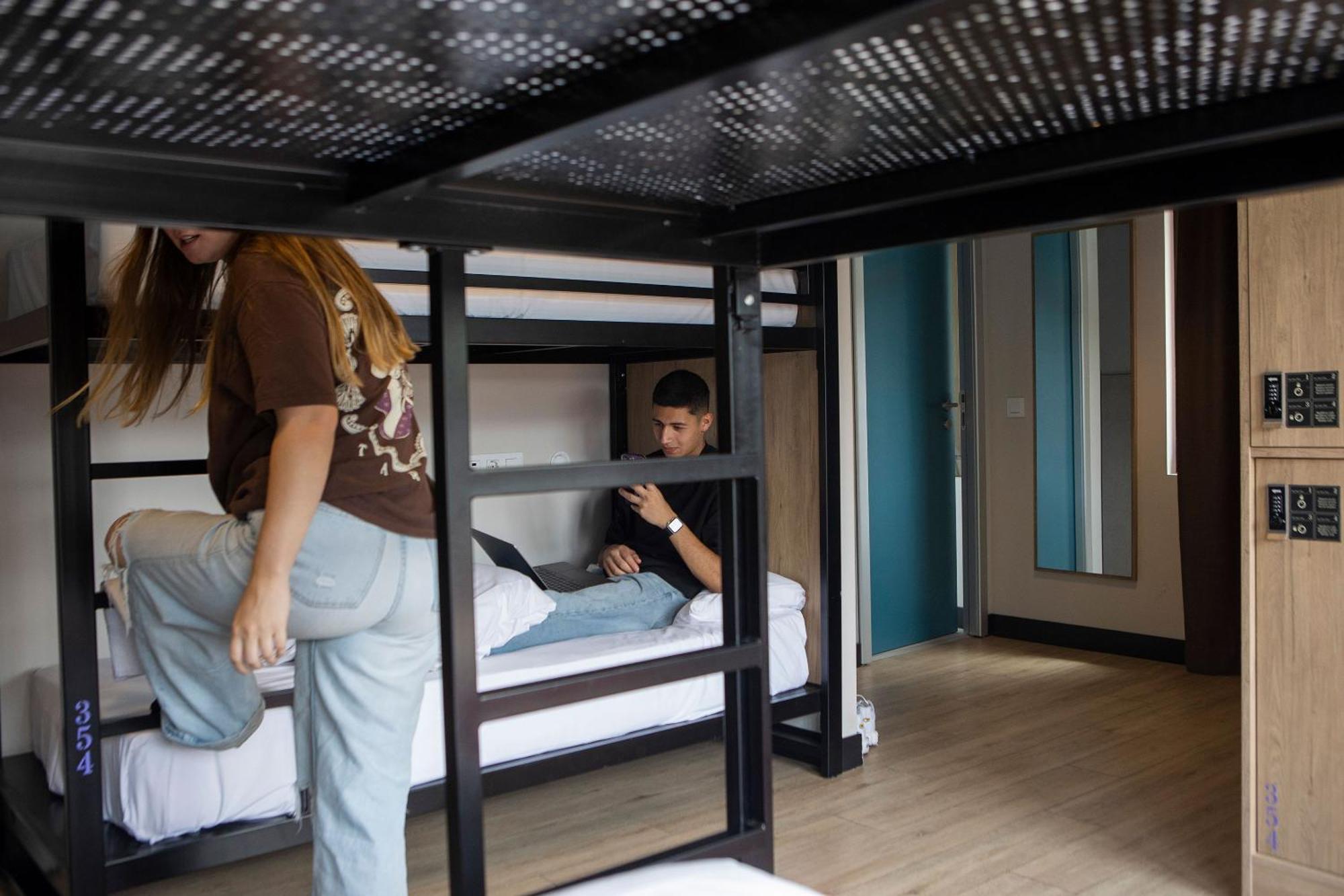 Bed in 4-Bed Dormitory Room,1765576282:JPEG