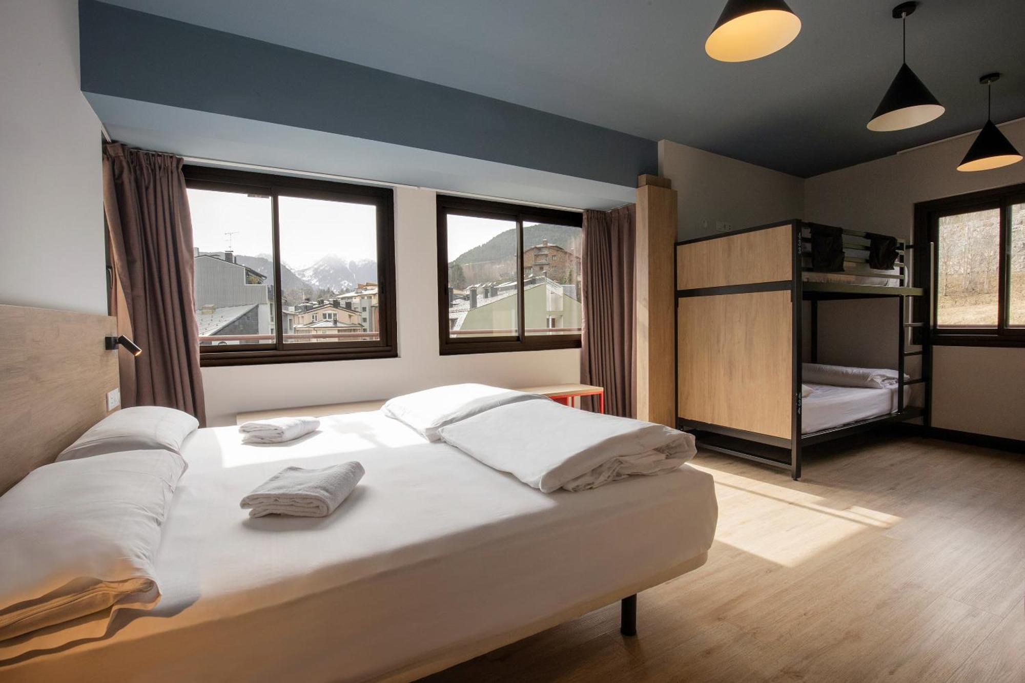 Quadruple Room with Private Bathroom,1758272666:JPEG